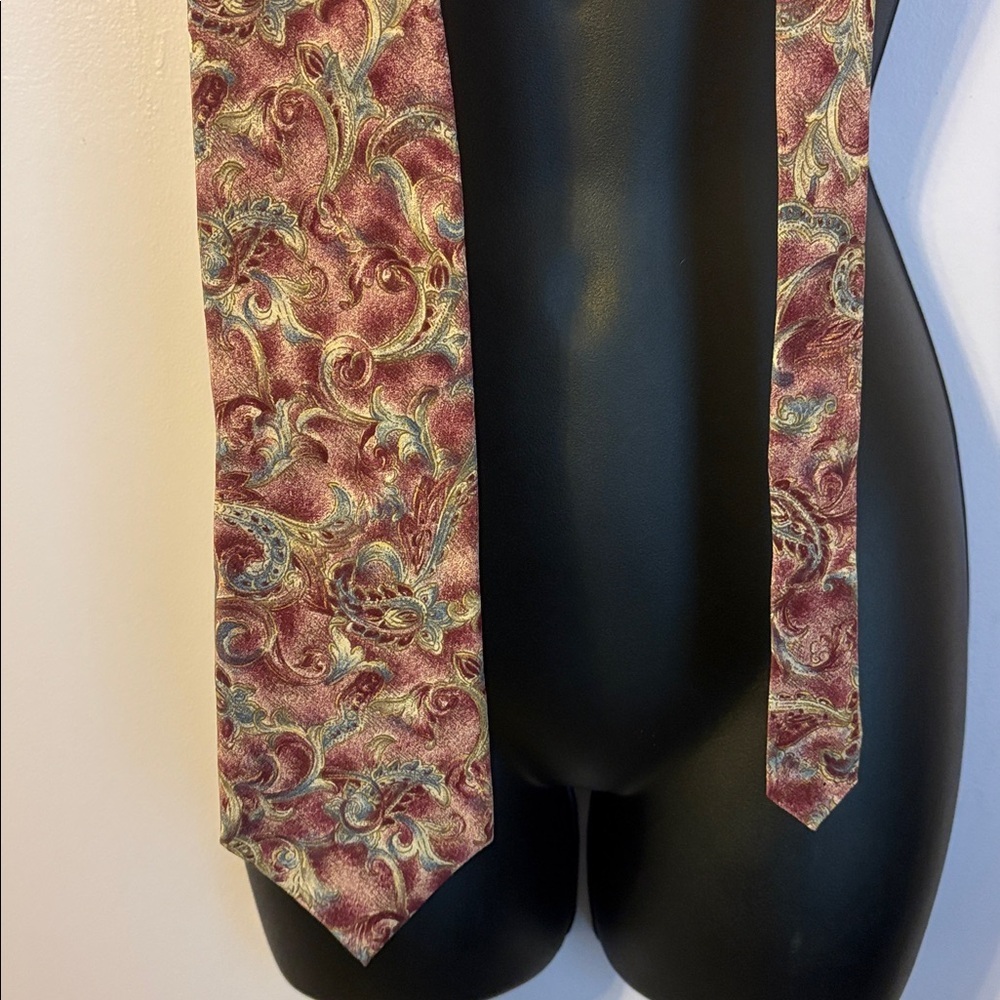 Karl Lagerfeld Vintage Abstract Paisley Floral Silk Necktie Tie